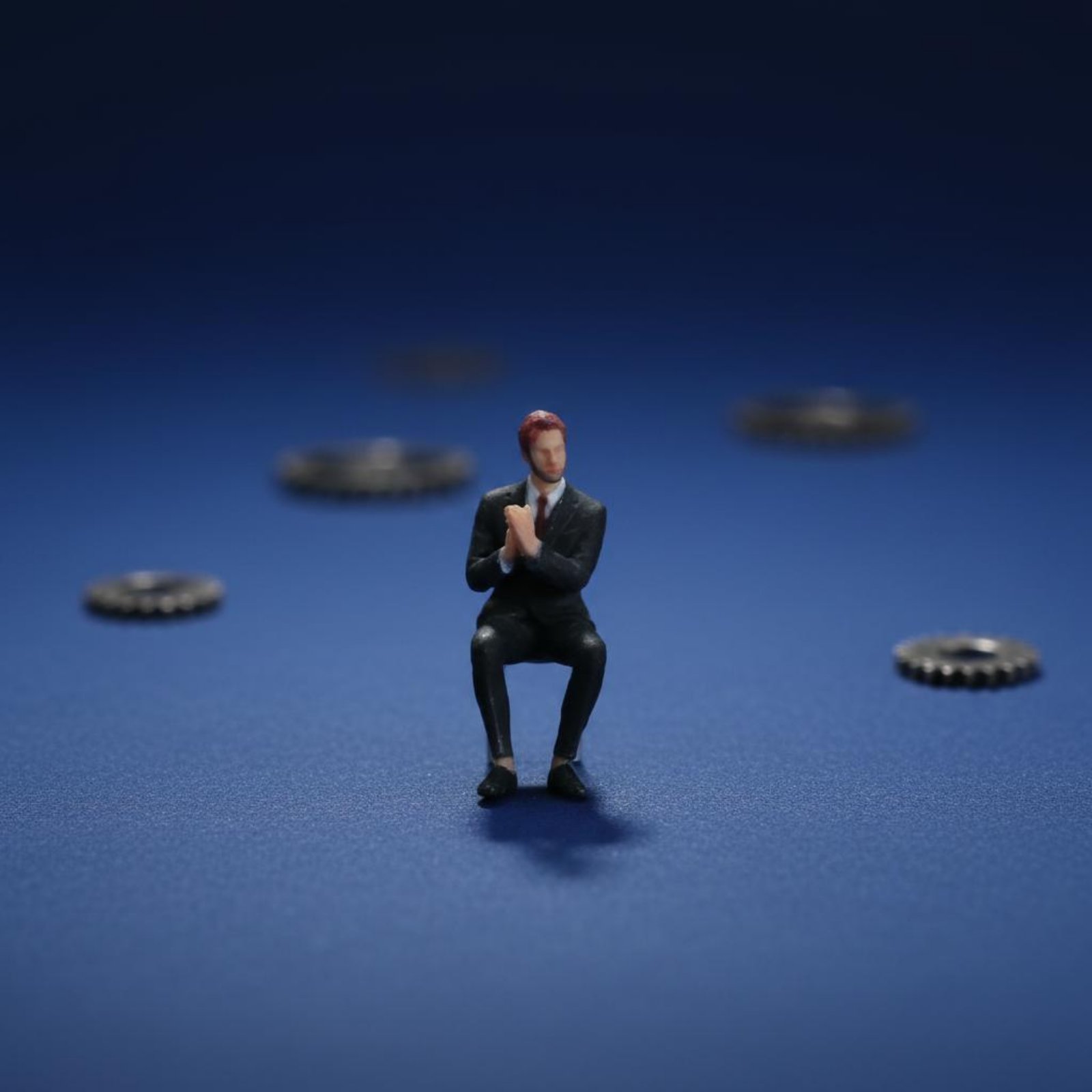 Figura in Miniatura di Uomo Se - Men'S Suit Accessories recensione e prezzo